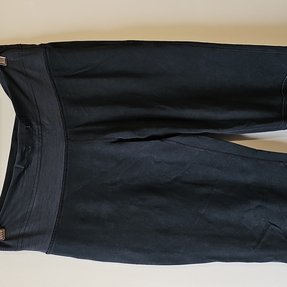 Lululemon Black 30x33 Wide Leg Pants - Picture 2 of 5